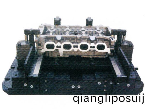缸(gang)蓋(gai)加工液(ye)壓(ya)裌(jia)具